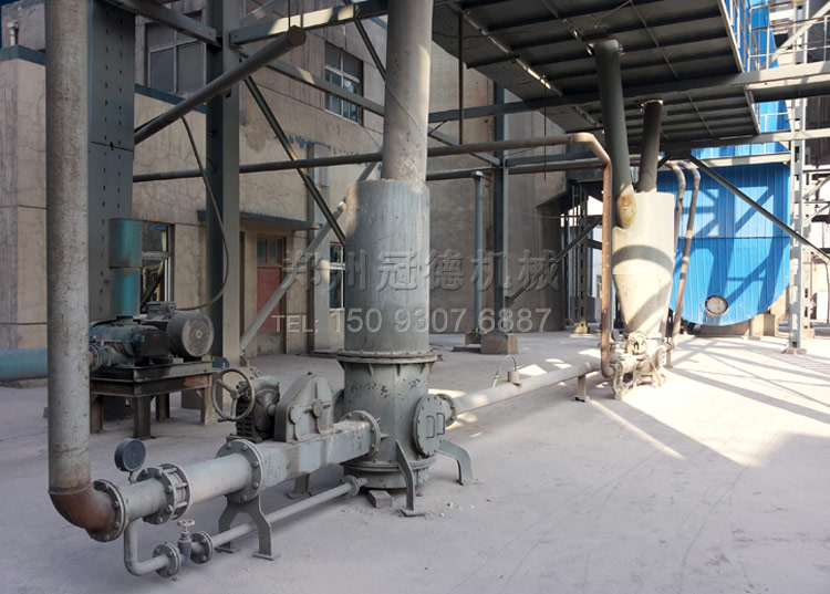 冠德連續(xù)輸灰泵現(xiàn)場